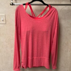 Lucy yoga/pilates top and bra. Top size M. Bra is L